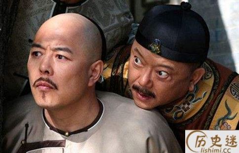 乾隆为什么放任和珅贪污