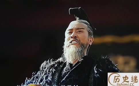 为什么感觉易中天是一个曹操吹