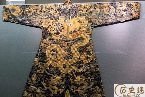 古代龙袍为什么要用黄色