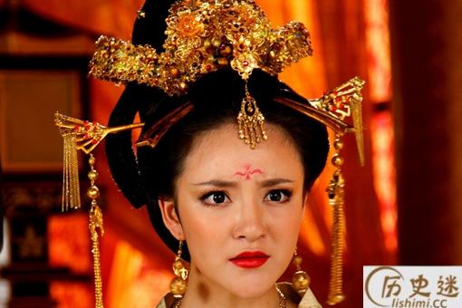 唐中宗李显知道韦后与武三思私通为什么不处理