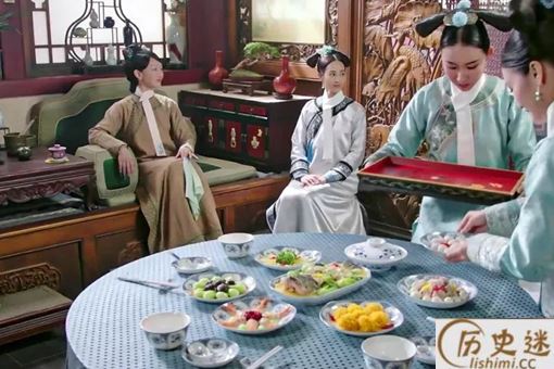 皇帝吃饭为什么每道菜只能吃三口