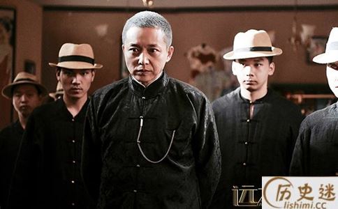 《远大前程》中依依真的死了吗