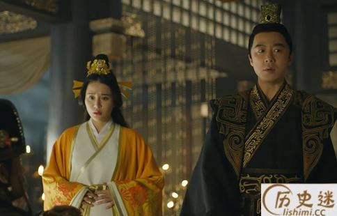 汉献帝为什么不能废除曹操职位