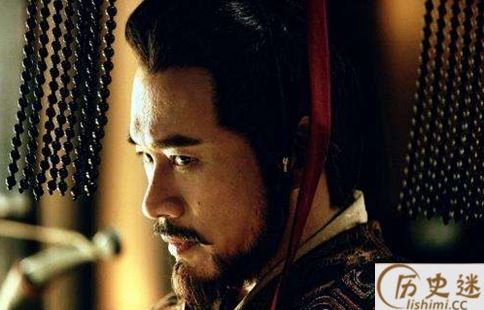 赤壁之战时孙权给曹操写的信说了什么
