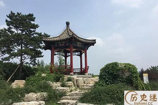 陈子昂的登幽州台歌讲了什么