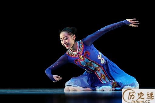 鄂温克族民歌与舞蹈是怎样的