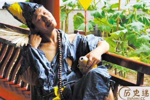 “酒肉穿肠过，佛祖心中留”这句话中济公所想表达的真正含义是什么