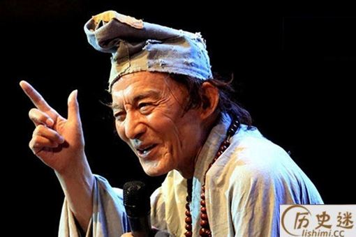 “酒肉穿肠过，佛祖心中留”这句话中济公所想表达的真正含义是什么