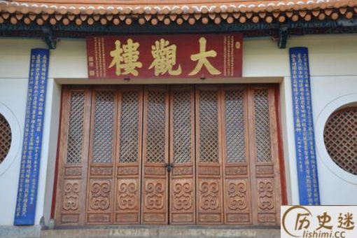 一副对联竟然有一百八十个字