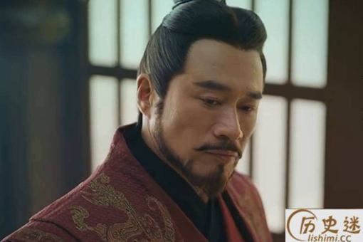 抱头鼠窜什么意思